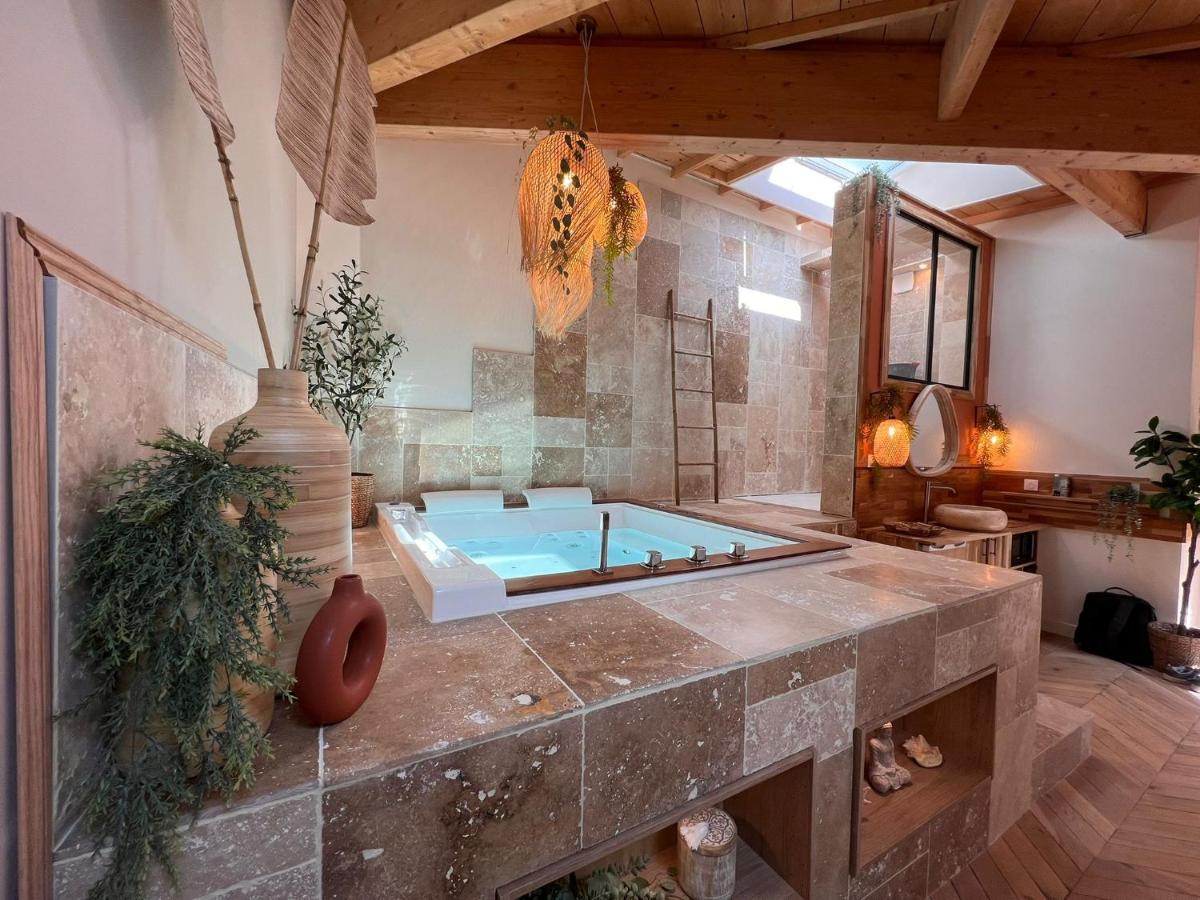 Suite Bali Les Petits Plaisirs Angers Luaran gambar